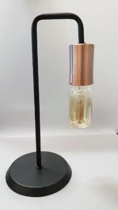 Abajur Curvo Para Mesa De Alumínio Cor Cobre 1L Vizza